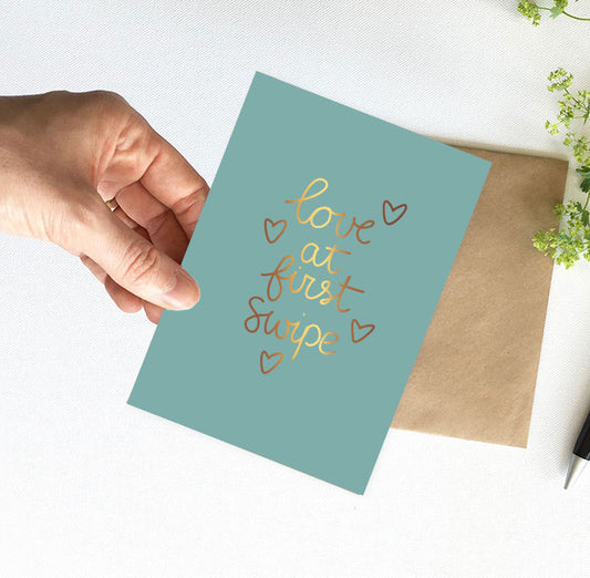 Kaart | Met Goudfolie | Love at first swipe