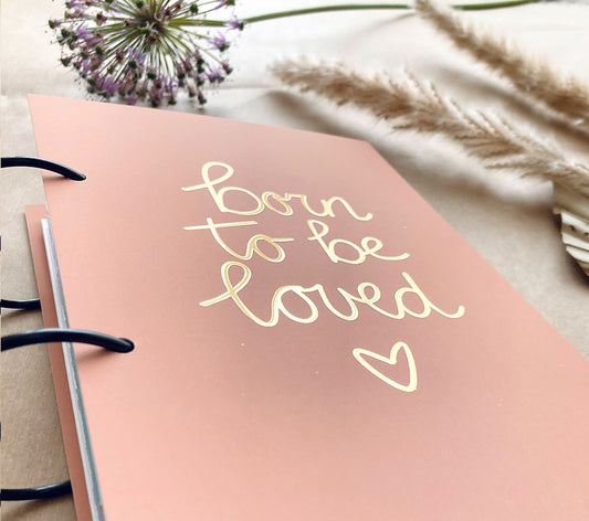 Bewaarbundel | Geboortekaartjes | Born to be loved | Met goudfolie