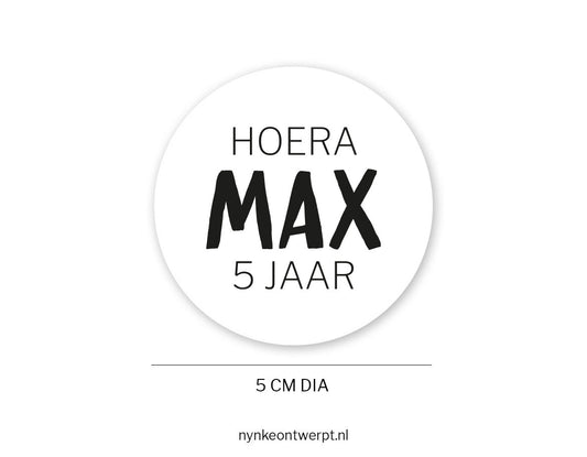 Traktatie sticker | met naam en leeftijd | Jarig Stoer | 10 stuks