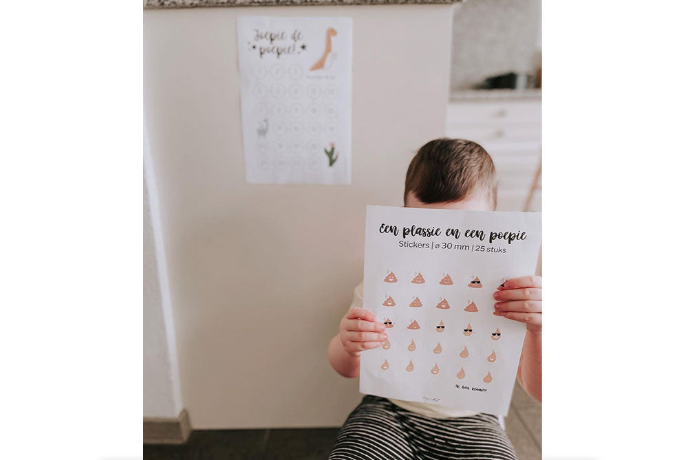 Stickervel met aftelposter A4 | Meisjes | Zindelijkheid | Plassie en poepie