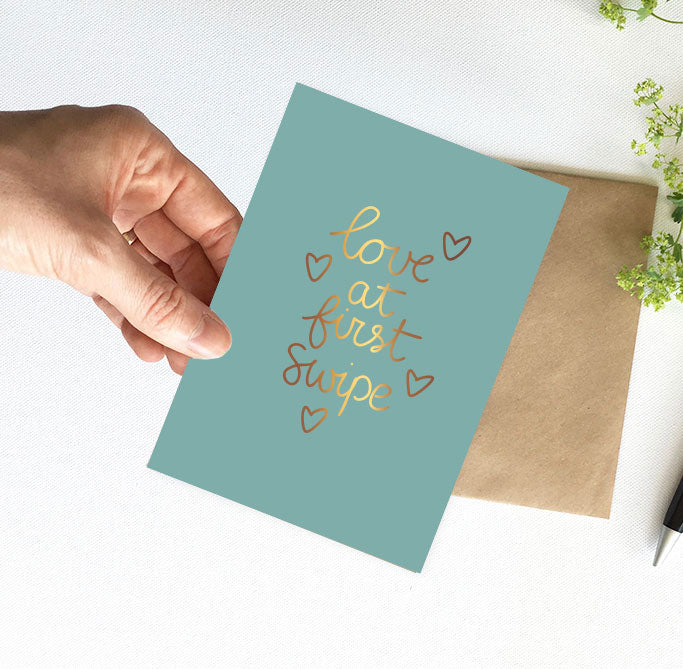 Kaart | Met Goudfolie | Love at first swipe